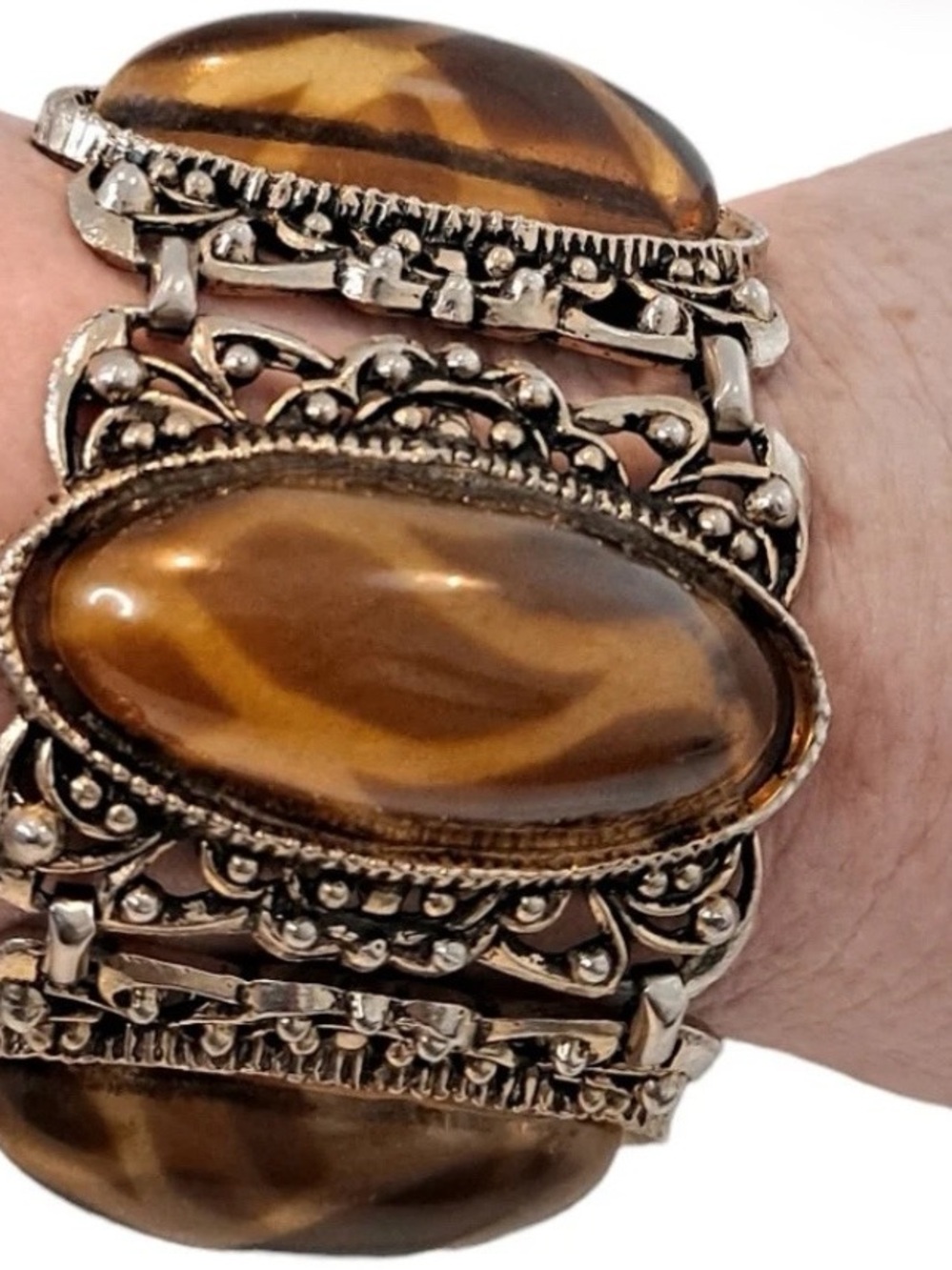 VNTG 1950’s Chunky Selro Tortoise Link Bracelet With 4 Oval Tortoise Cabochons